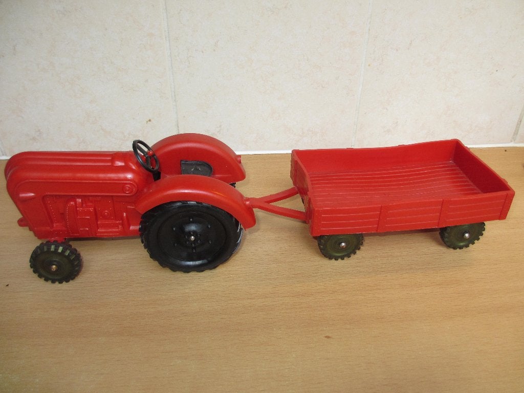 Wildebras vinyl porsche tractor en aanhanger  lijkt op tomte, Ophalen of Verzenden