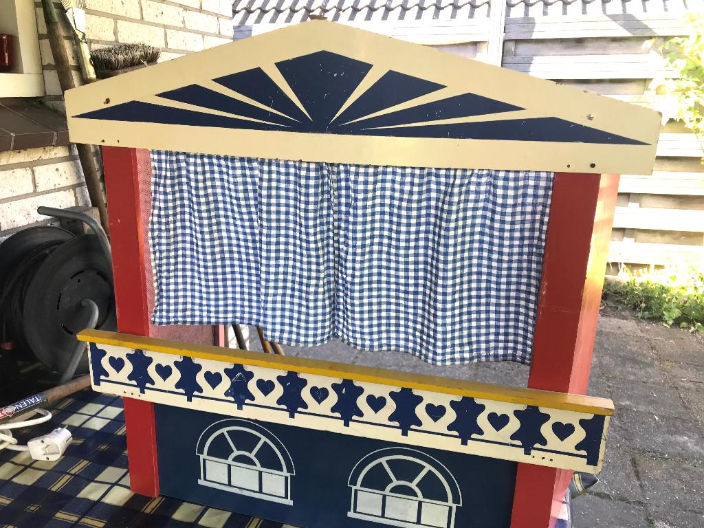 Oude OKWA poppenkast uit de 60’s met poppen., Ophalen, Gebruikt, Overige typen