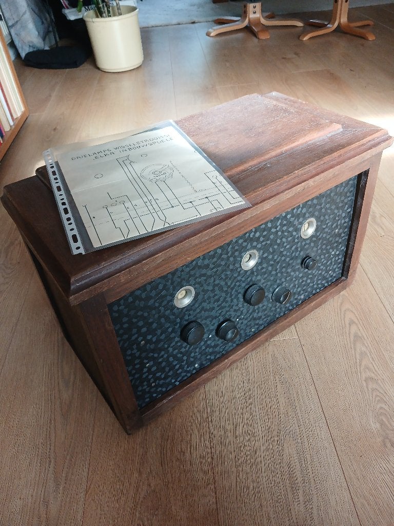 Antieke radio, drielamps wisselstroomtoestel jaren 20 of 30, Ophalen