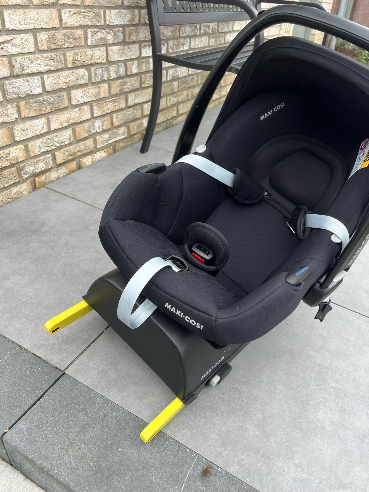 Maxi-Cosi CabrioFix i-Size autostoel met ISOFIX base, Gebruikt, Isofix, 0 t/m 13 kg, Maxi-Cosi