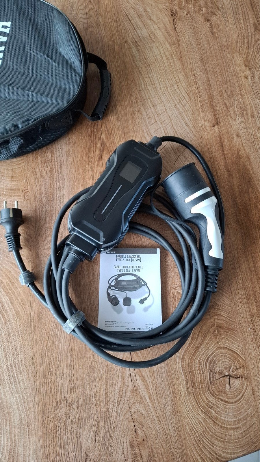 HandsON Laadkabel Type 2 - stopcontact (3.7kW), Ophalen of Verzenden, Zo goed als nieuw, Laadkabel