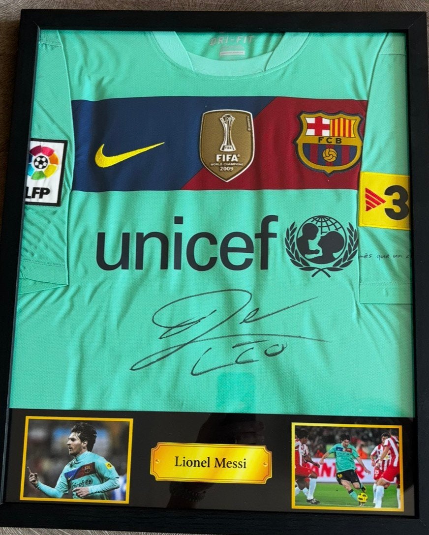Barcelona shirt maat L met handtekeningen Messi., Ophalen of Verzenden, Zo goed als nieuw, Buitenlandse clubs, Shirt