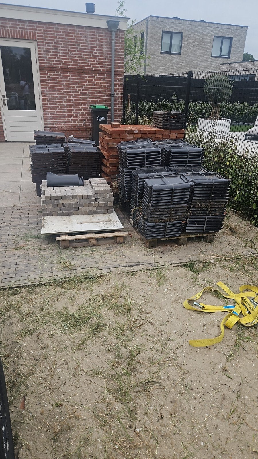Dakpannen, Ophalen, Steen of Klei, Zwart, Nieuw