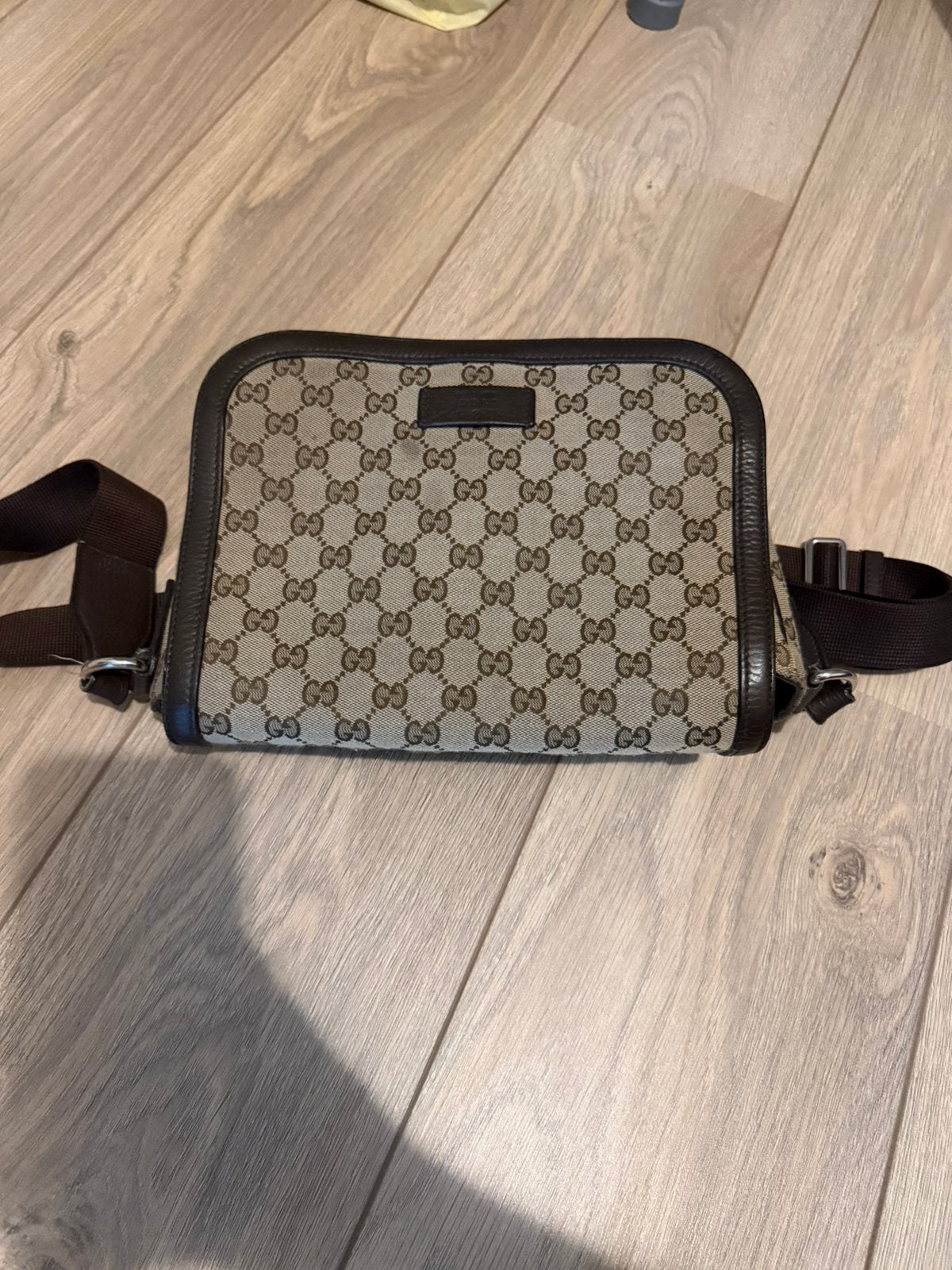 Gucci tas, Sieraden, Tassen en Uiterlijk, Tassen | Schoudertassen, Ophalen, Zo goed als nieuw, Zwart