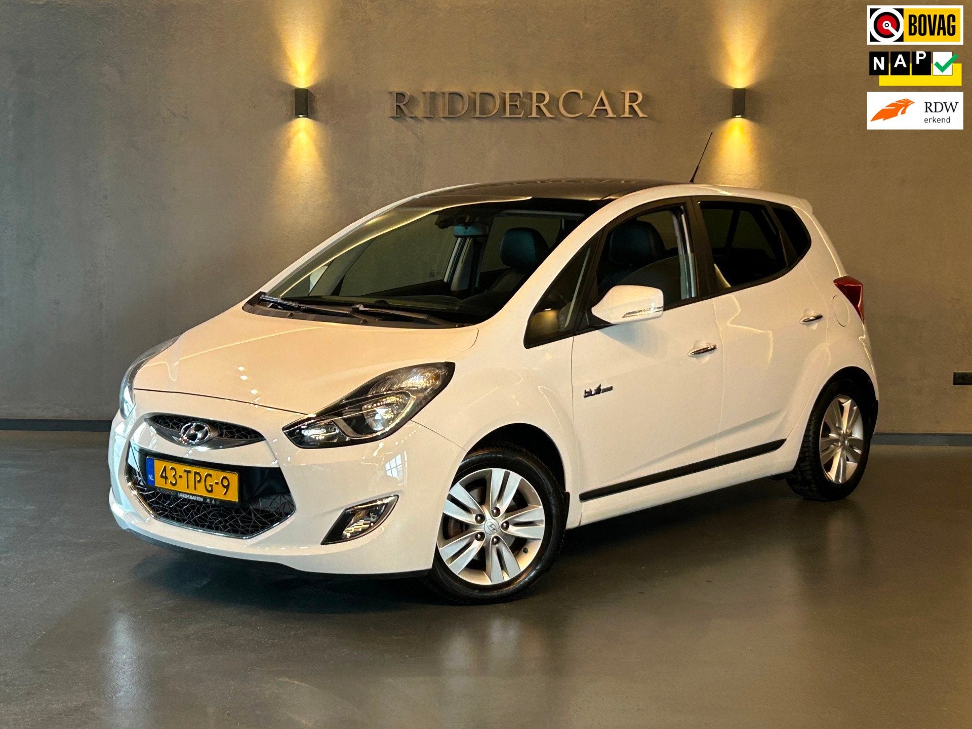 Hyundai Ix20 1.6i i-Catcher|1E EIG|NAP|STOELVERW|CRUISE|NAVI, Voorwielaandrijving, Euro 5, 125 pk, Gebruikt
