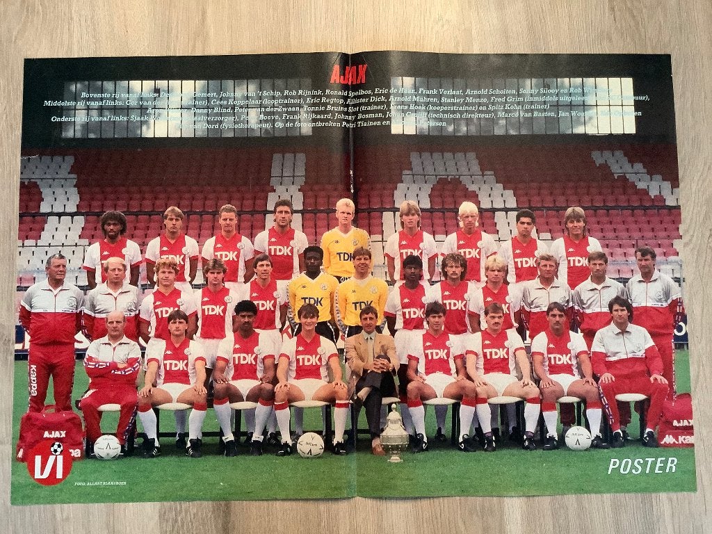 Poster Ajax Amsterdam Jaren 80, Ophalen of Verzenden, Zo goed als nieuw, Ajax, Poster, Plaatje of Sticker