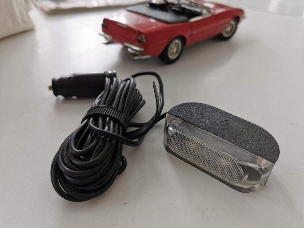 OEM Ferrari Kaartleeslamp voor Testarossa - 512BB - 308, Ophalen of Verzenden, Ferrari S.p.A., Customercare@ferrari.com, Via Abetone Inferiore n. 4, Maranello, MO, I-41053, IT