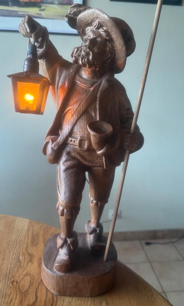 Te koop lamp ‘nachtwaker met hellebaard’, Ophalen