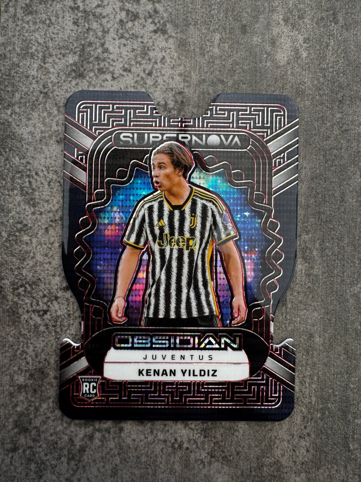 Kenan Yildiz Rookie Obsidian Supernova Juventus 57/75, Ophalen of Verzenden, Zo goed als nieuw, Buitenlandse clubs, Spelerskaart