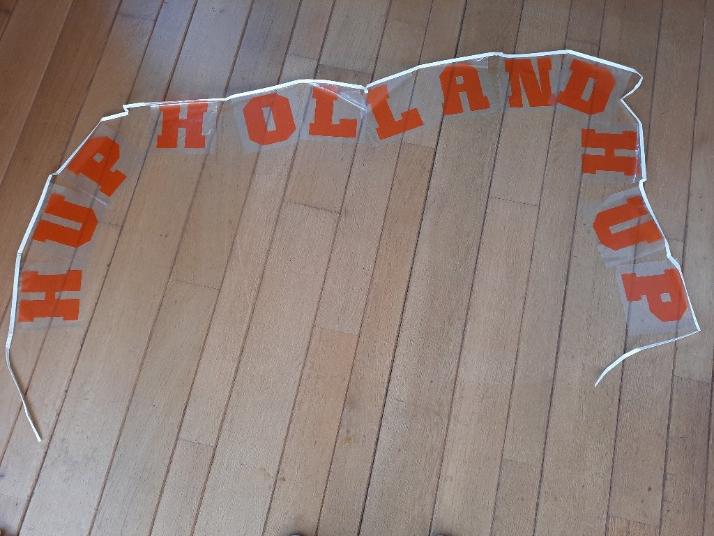ORANJE VOETBAL WK slinger polyester HUP HOLLAND HUP - nie, Ophalen of Verzenden, Nieuw, Versiering, Oranje of Koningsdag
