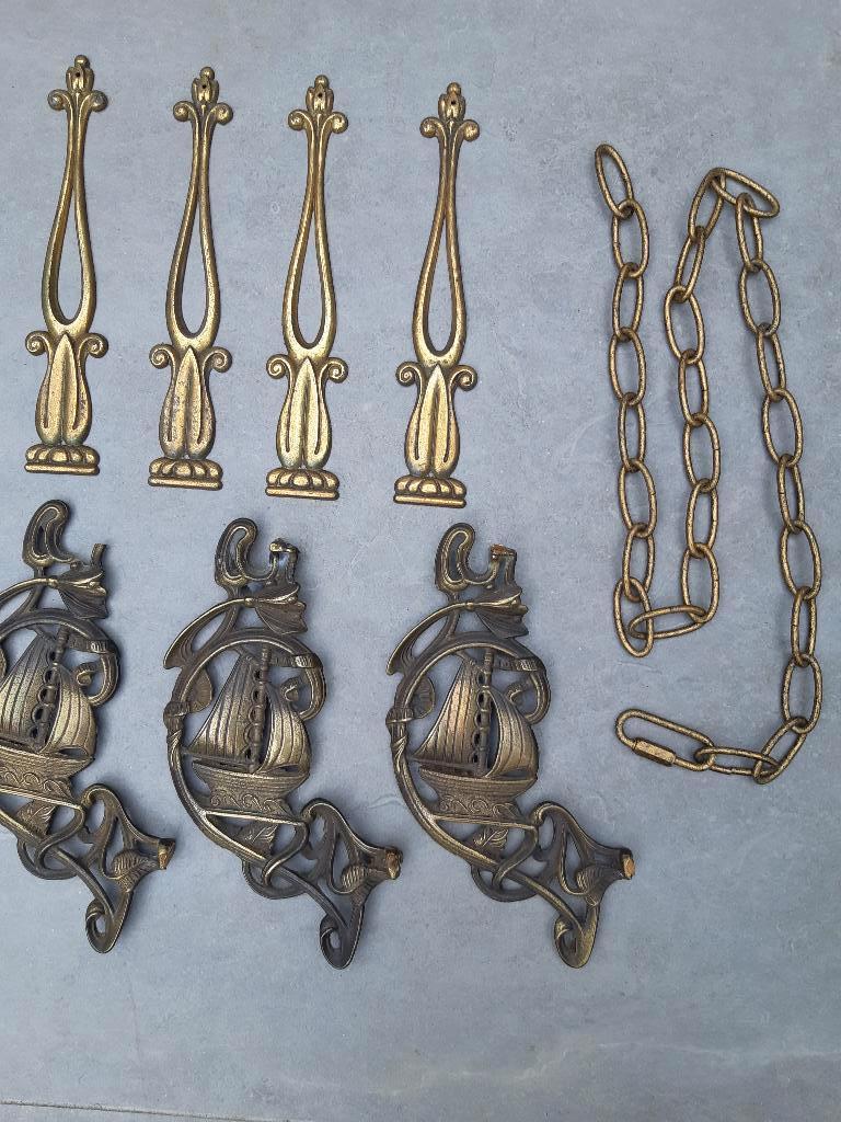 oud koperen/bronzen ornamenten/hang-sluitwerk (40 stuks), Ophalen