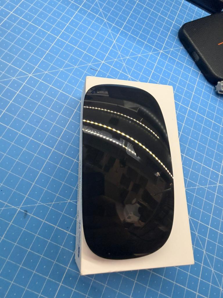 Apple Magic Mouse met USB-C - Zwart, Computers en Software, Muizen, Ophalen, Zo goed als nieuw, Draadloos, Muis