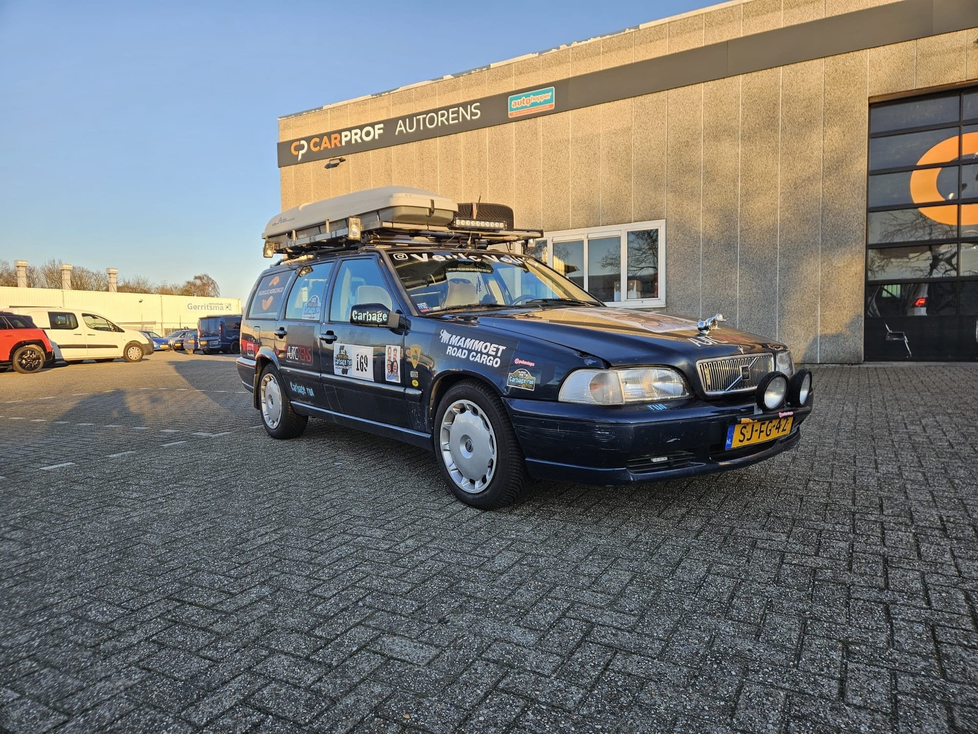 Volvo V70 2.5-20V Luxury-Line (bj 1997, automaat), Stoelverwarming, Blauw, Origineel Nederlands, 2435 cc