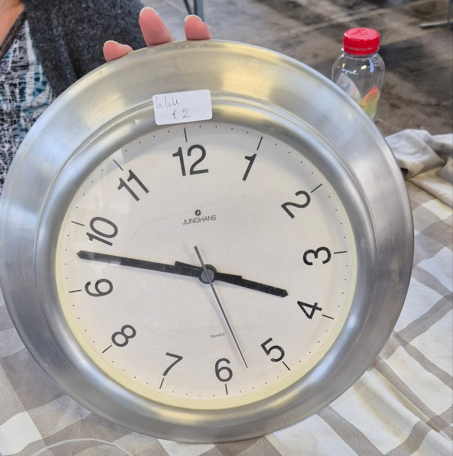 Junghans Quartz Wandklok - Stijlvol en Functioneel, Ophalen of Verzenden