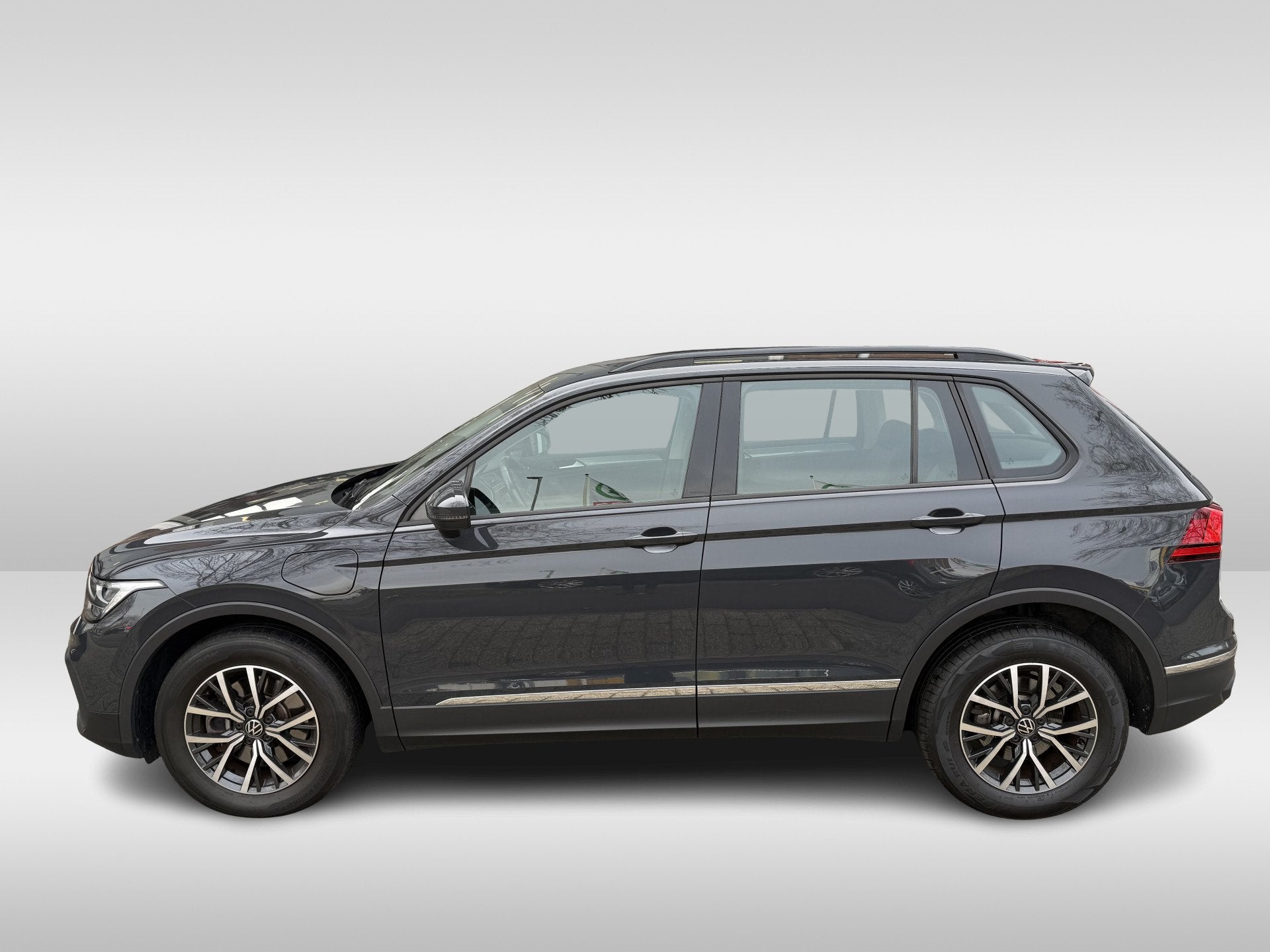 Volkswagen Tiguan 1.4 TSI eHybrid Business 245 PK | stuur +, Stof, Euro 6, Hybride Elektrisch/Benzine, SUV of Terreinwagen
