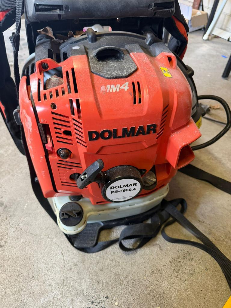 Dolmar blad blaazer, Ophalen, Zo goed als nieuw, Benzine