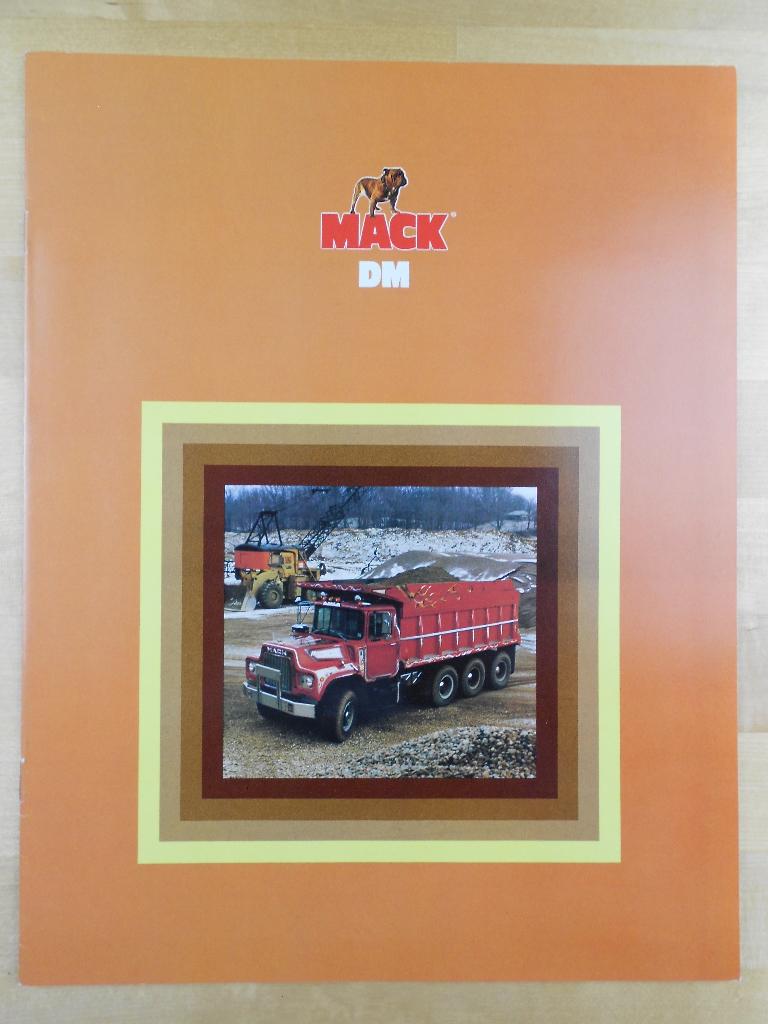 Mack DM Brochure 1980 DM400 DM600 DM800 SX, Mack, Ophalen of Verzenden, Zo goed als nieuw, Overige merken