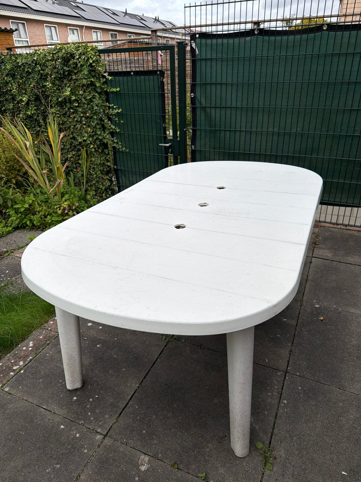 Witte kunststof tuintafel - 177x100 cm, Ophalen, Gebruikt, Ovaal, Kunststof