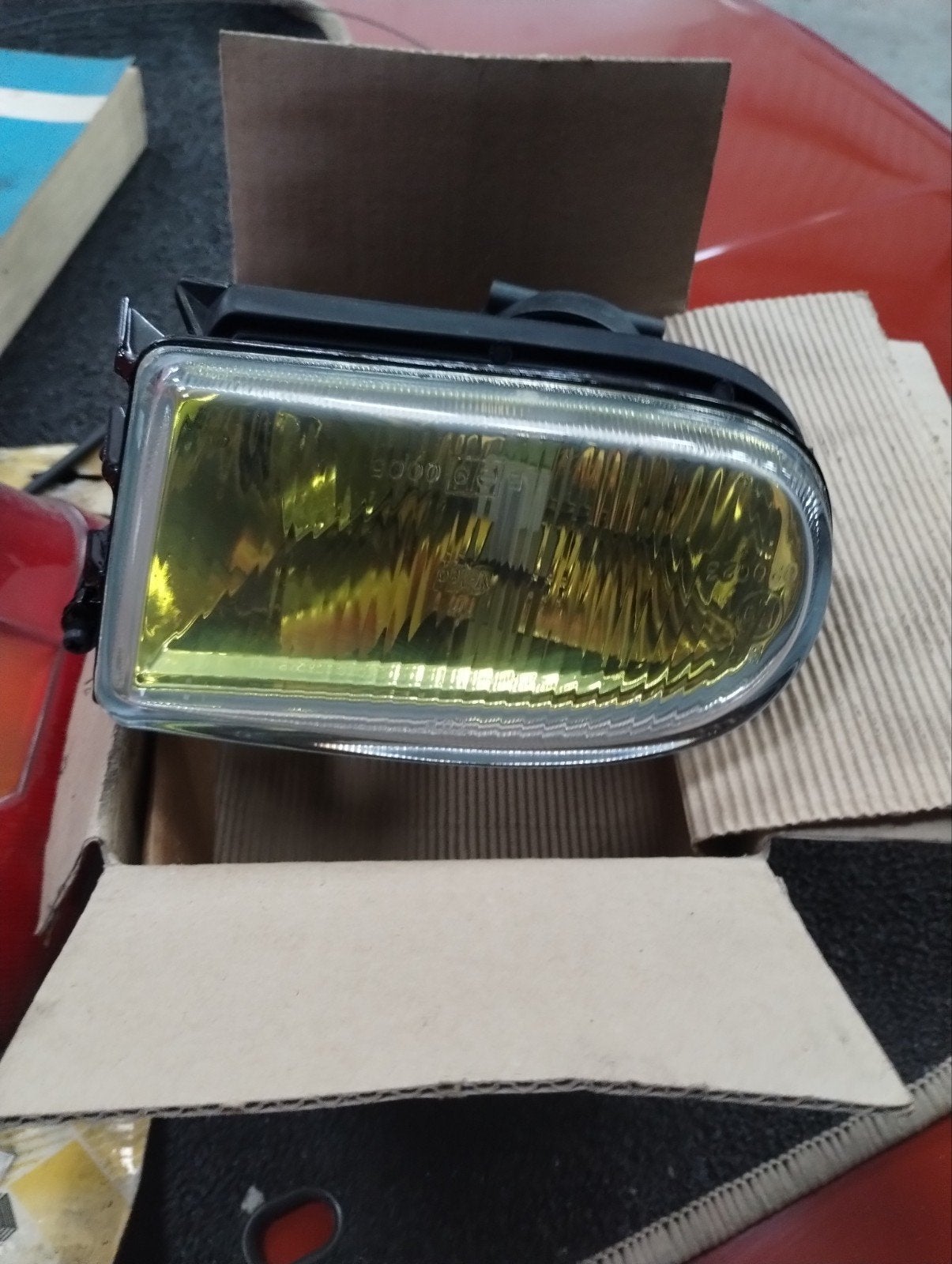 Renault 19 mistlamp, Ophalen of Verzenden, Nieuw, Renault