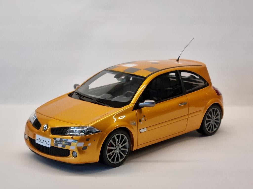 Ottomobile Renault Megane RS F1 1:18, Hobby en Vrije tijd, Modelauto's | 1:18, OttOMobile, Auto, Nieuw, Ophalen of Verzenden