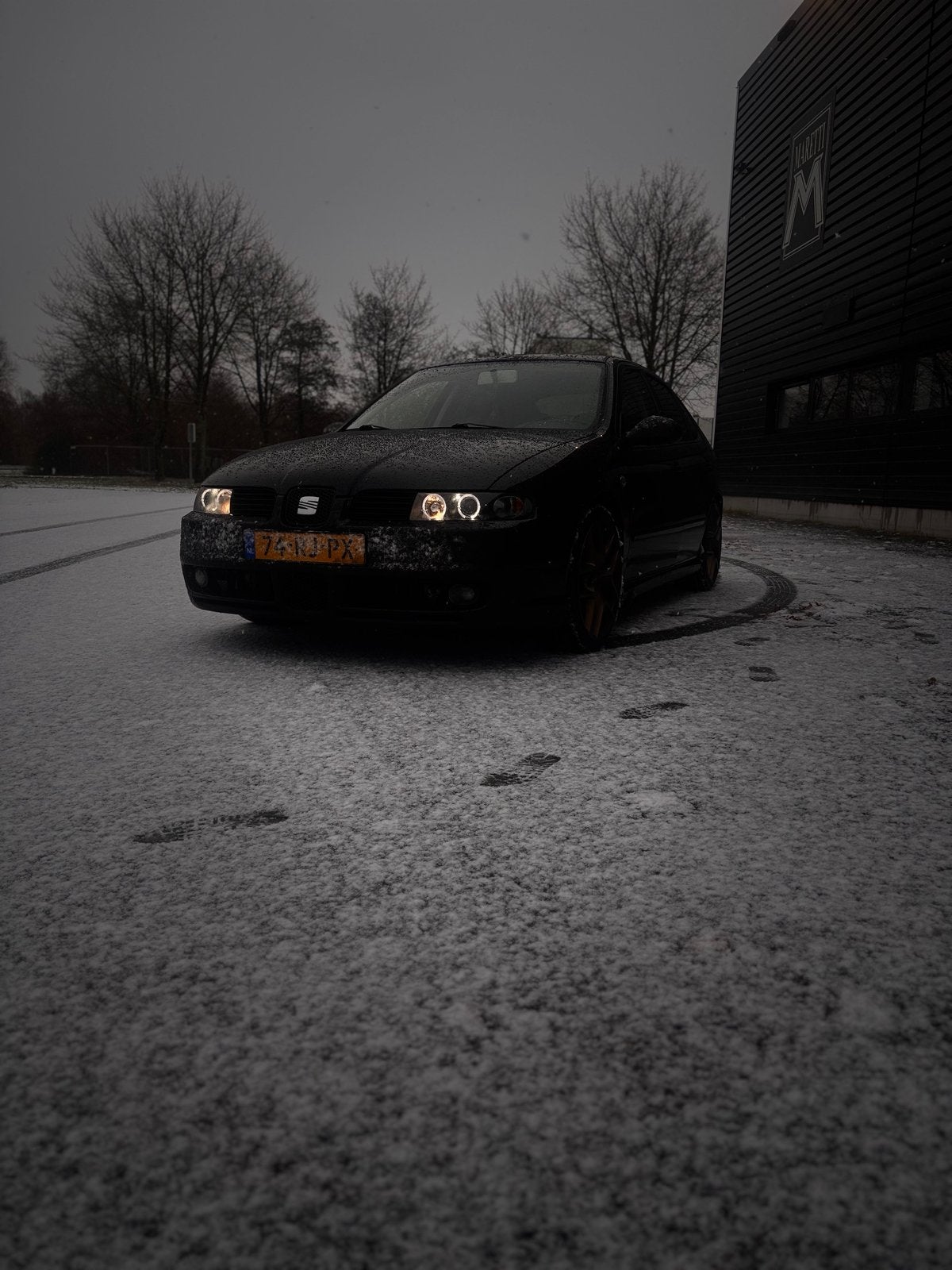 Seat Leon 1.8 20VT 132KW 2005 Zwart, Voorwielaandrijving, Stof, Zwart, 4 cilinders