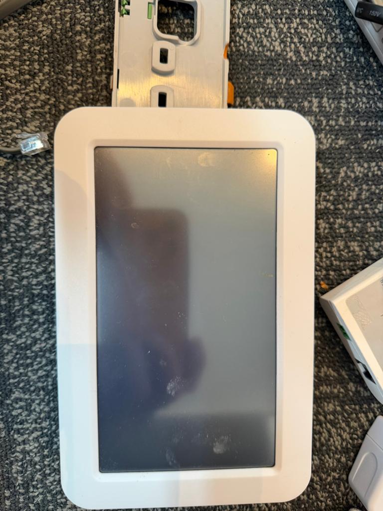 Eneco Toon Thermostaat (6500-1400-2001) met accessoires, Telecommunicatie, Overige Telecommunicatie, Gebruikt, Ophalen of Verzenden