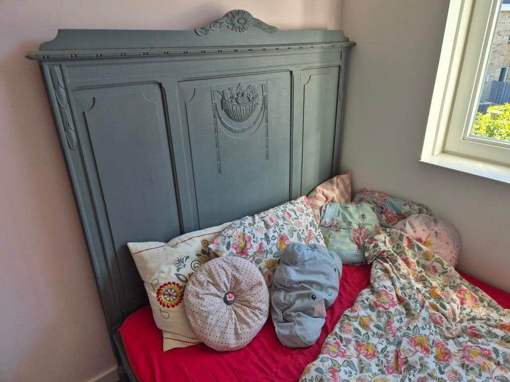 GRATIS! Prachtig Frans brocante bed, Huis en Inrichting, Ophalen, Gebruikt, Tweepersoons, 140 cm