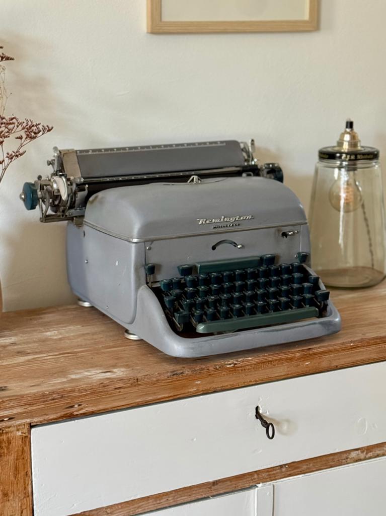 Remington Rand Noiseless Typmachine Grijs, Ophalen, Gebruikt