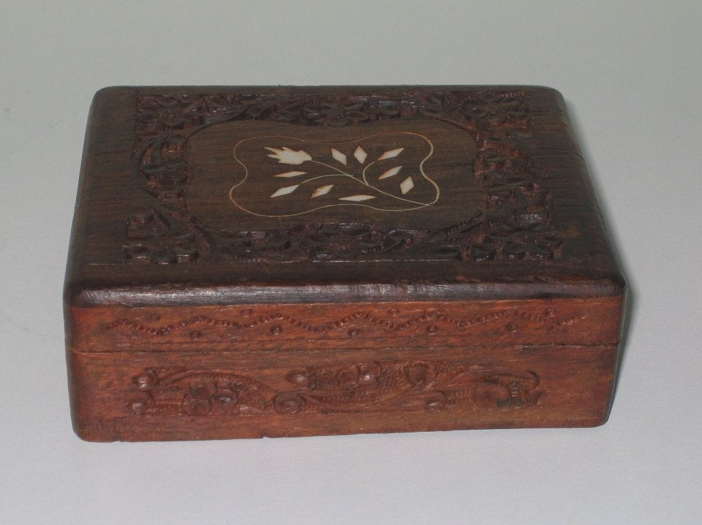 Indiase sierdoos in hout met inleg  -  1262, Antiek en Kunst, Ophalen