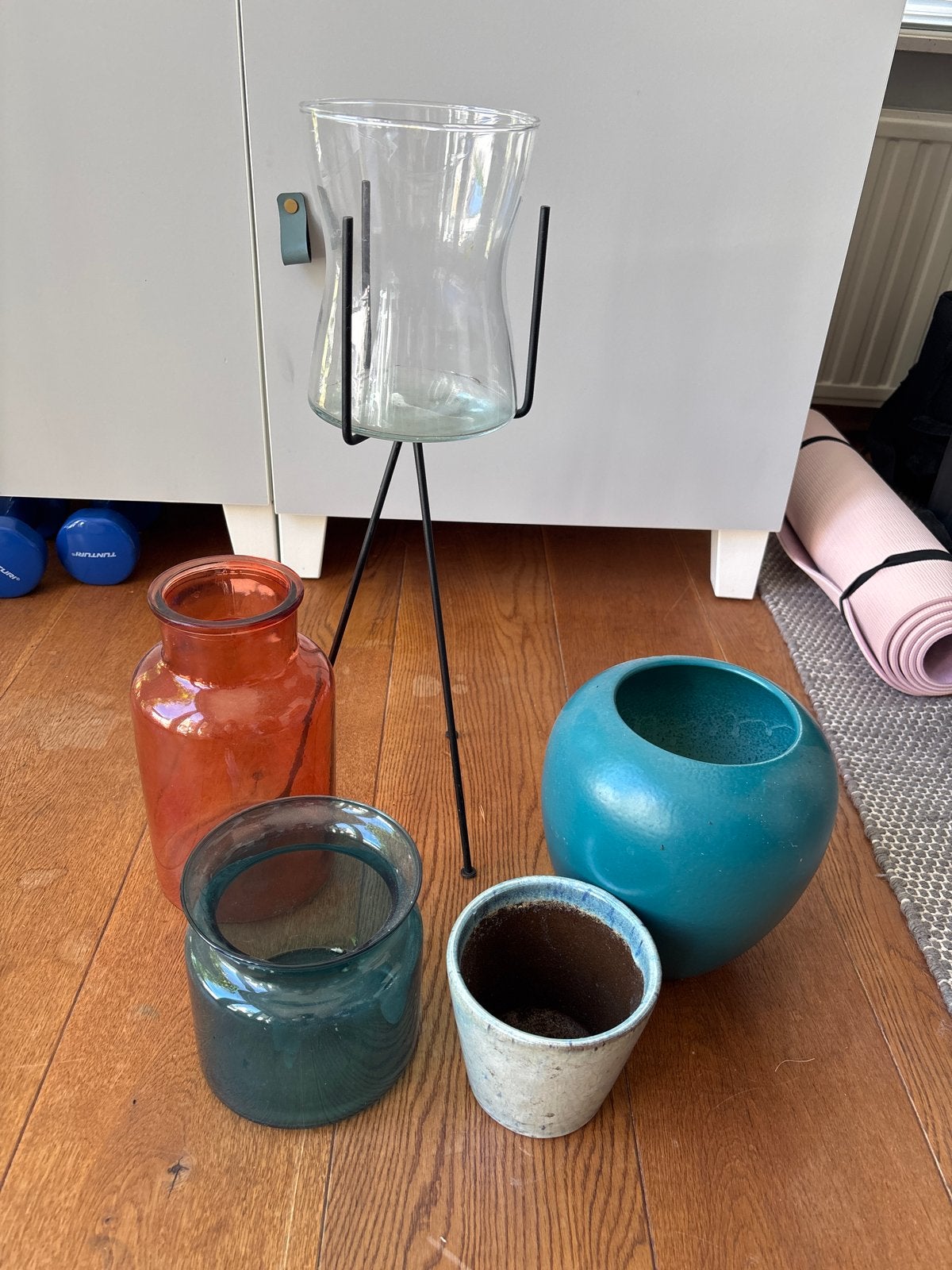 5 potten/vazen inclusief standaard, Huis en Inrichting, Woonaccessoires | Vazen, Ophalen, Overige materialen, Gebruikt, Op voet