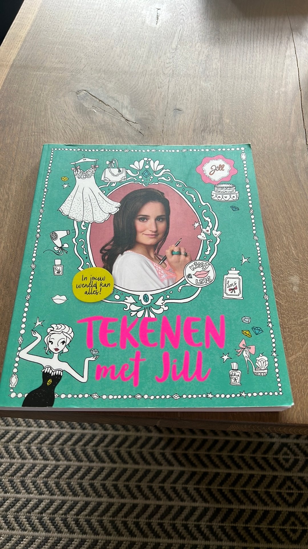 Leuk teken boek, Ophalen of Verzenden, Zo goed als nieuw