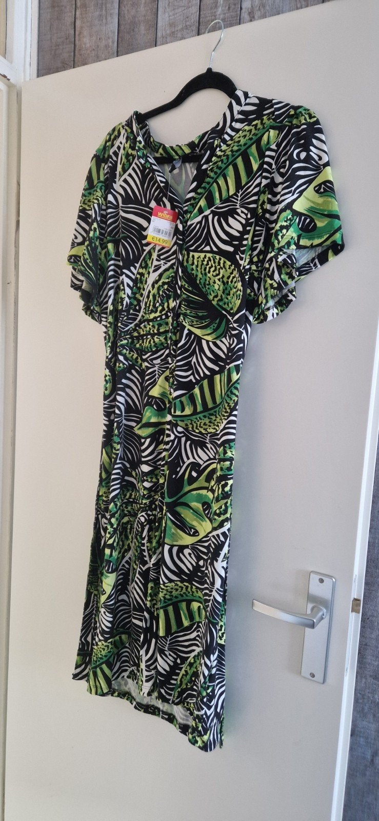 Zomerse Jurk met Tropische Print - Maat 40, Kleding | Dames, Jurken, Maat 38/40 (M), Nieuw, Ophalen of Verzenden, Knielengte
