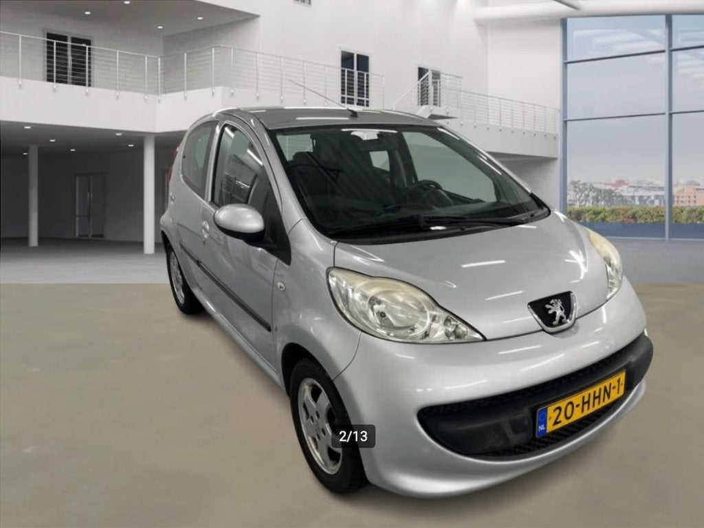 Peugeot 107 1.0 12V 5DR 2008 Grijs, Voorwielaandrijving, Euro 5, Stof, 4 stoelen