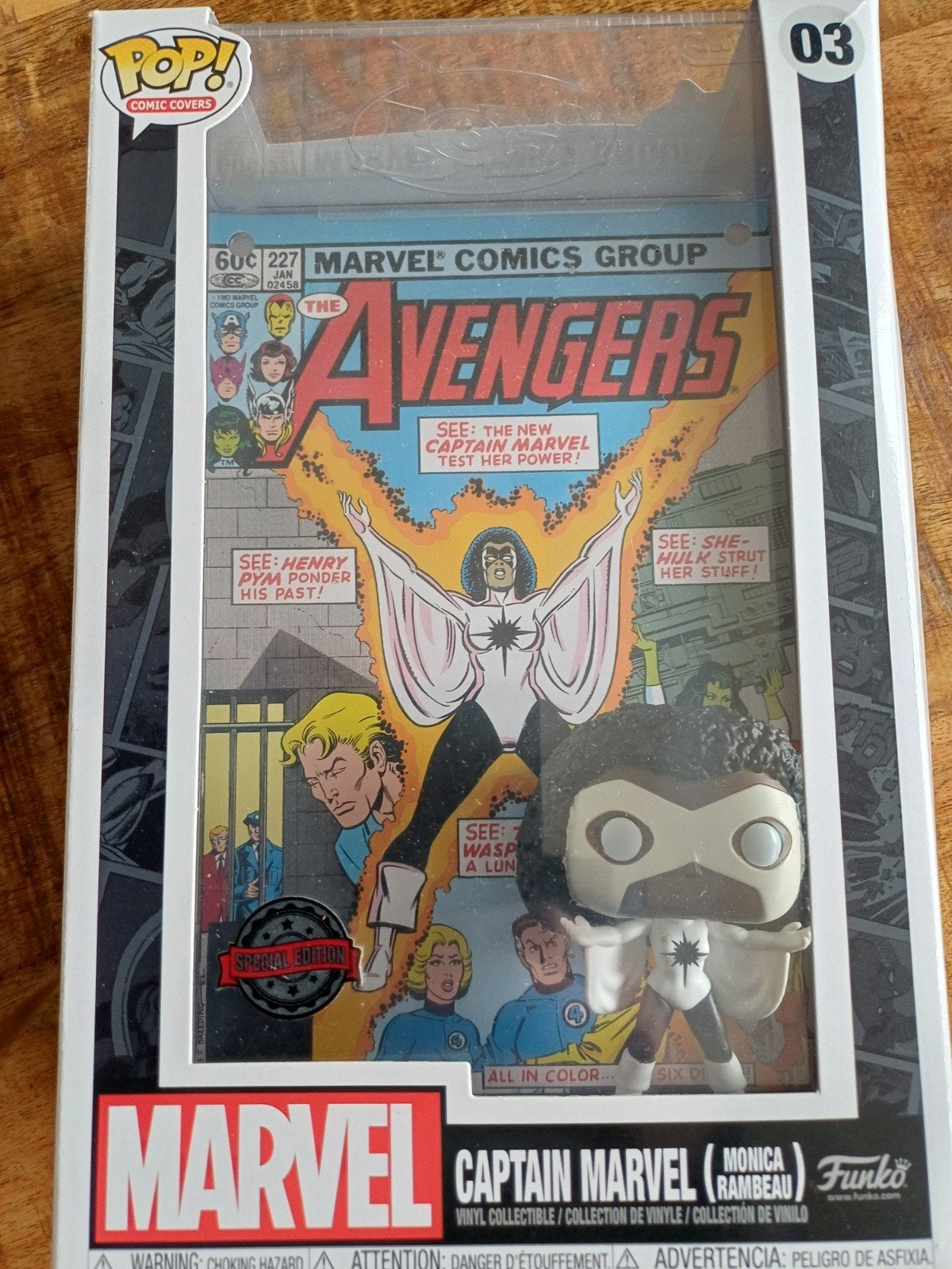 Funko Pop 03 Captain Marvel (Special Edition), Comic Cover, Ophalen of Verzenden, Nieuw