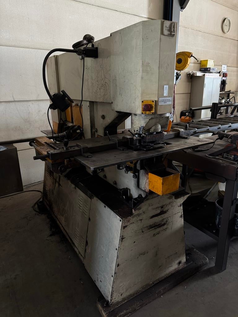 GEKA HYDRACROP 80/SD Pons- en Knipschaar uit 1997, Zakelijke goederen, Machines en Bouw | Metaalbewerking, Ophalen