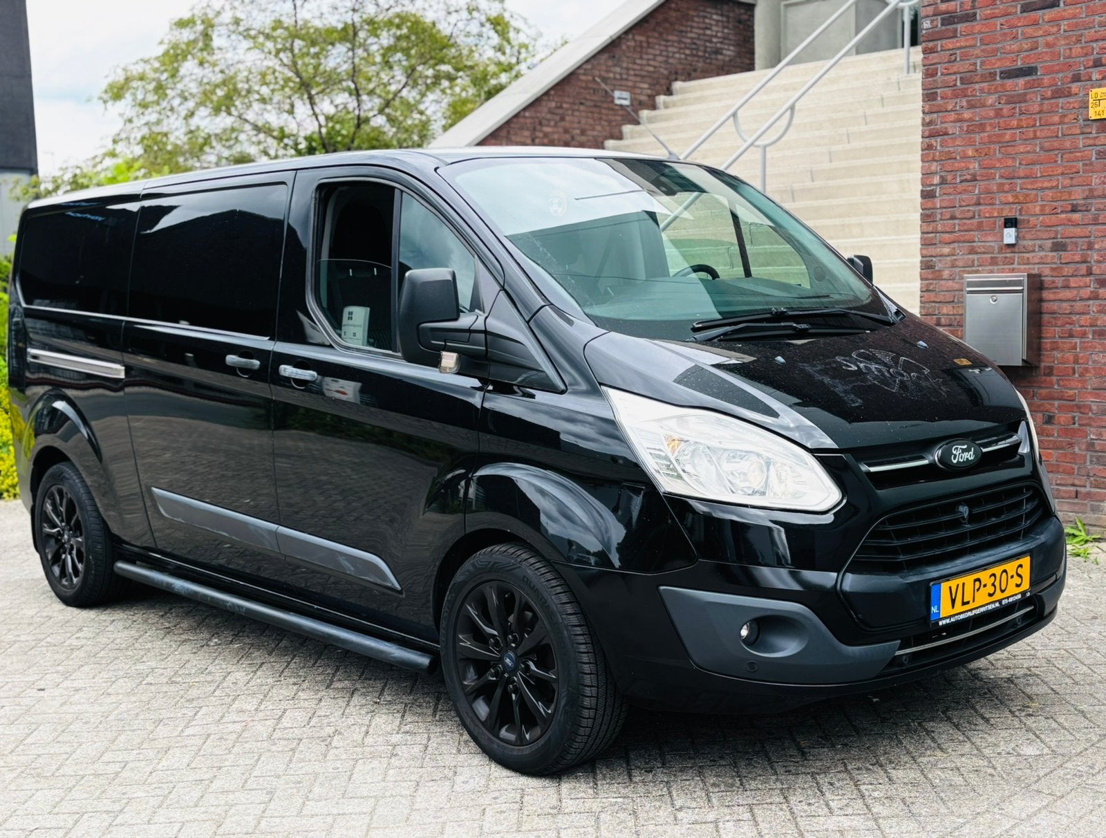 Ford Transit Custom 2017  automaat Nette bus !!!, Auto's, Bestelauto's, Automaat, 1995 cc, Zwart, Diesel
