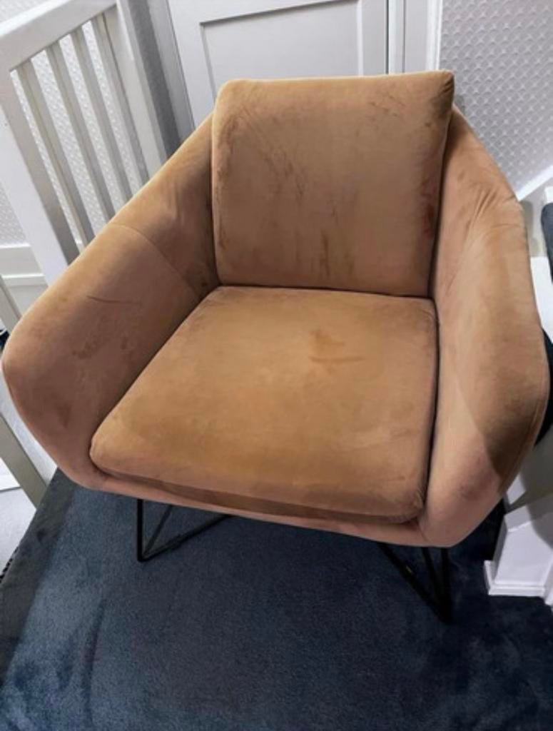 2 fluwelen stoelen Riverdale okergeel, Huis en Inrichting, Stoelen, Ophalen, Gebruikt, Twee, Overige kleuren