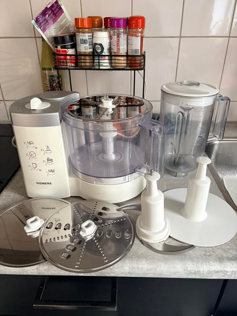 Siemens MK22000 compacte keukenmachine, Witgoed en Apparatuur, Keukenmixers, Ophalen of Verzenden, Zo goed als nieuw, 3 snelheden of meer