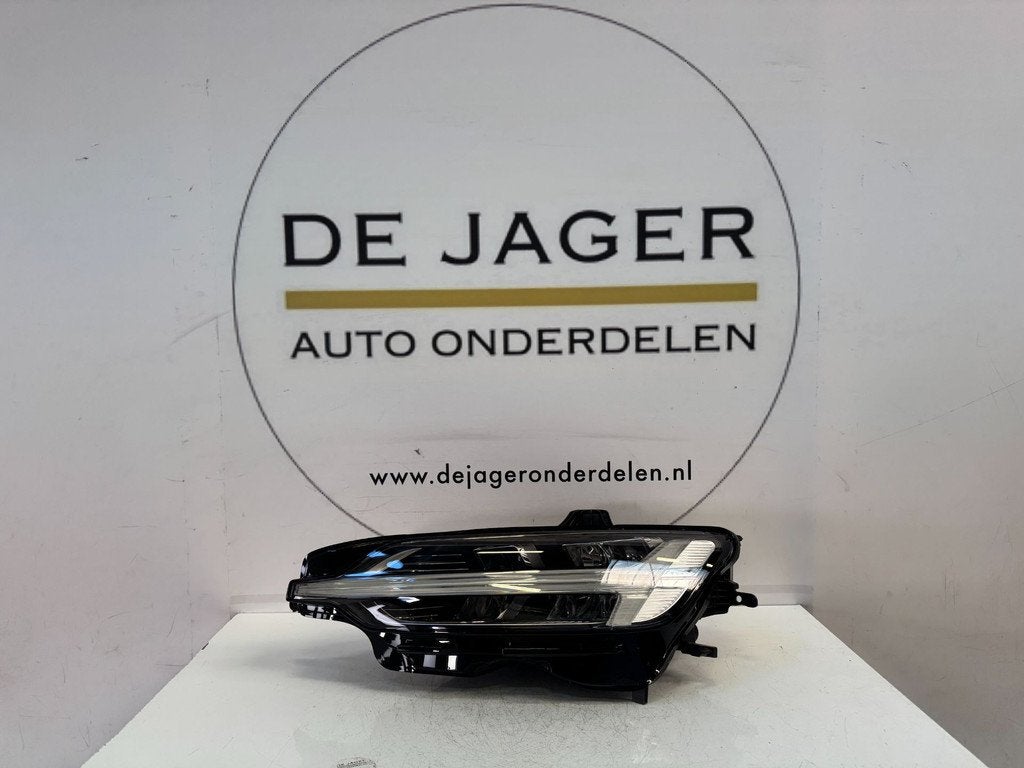 VOLVO V60 S60 MID LED KOPLAMP LINKS 32228817 COMPLEET, Auto-onderdelen, Verlichting, Gebruikt, Gunnar Engellaus vag 8
405 31  Gothenburg, SE