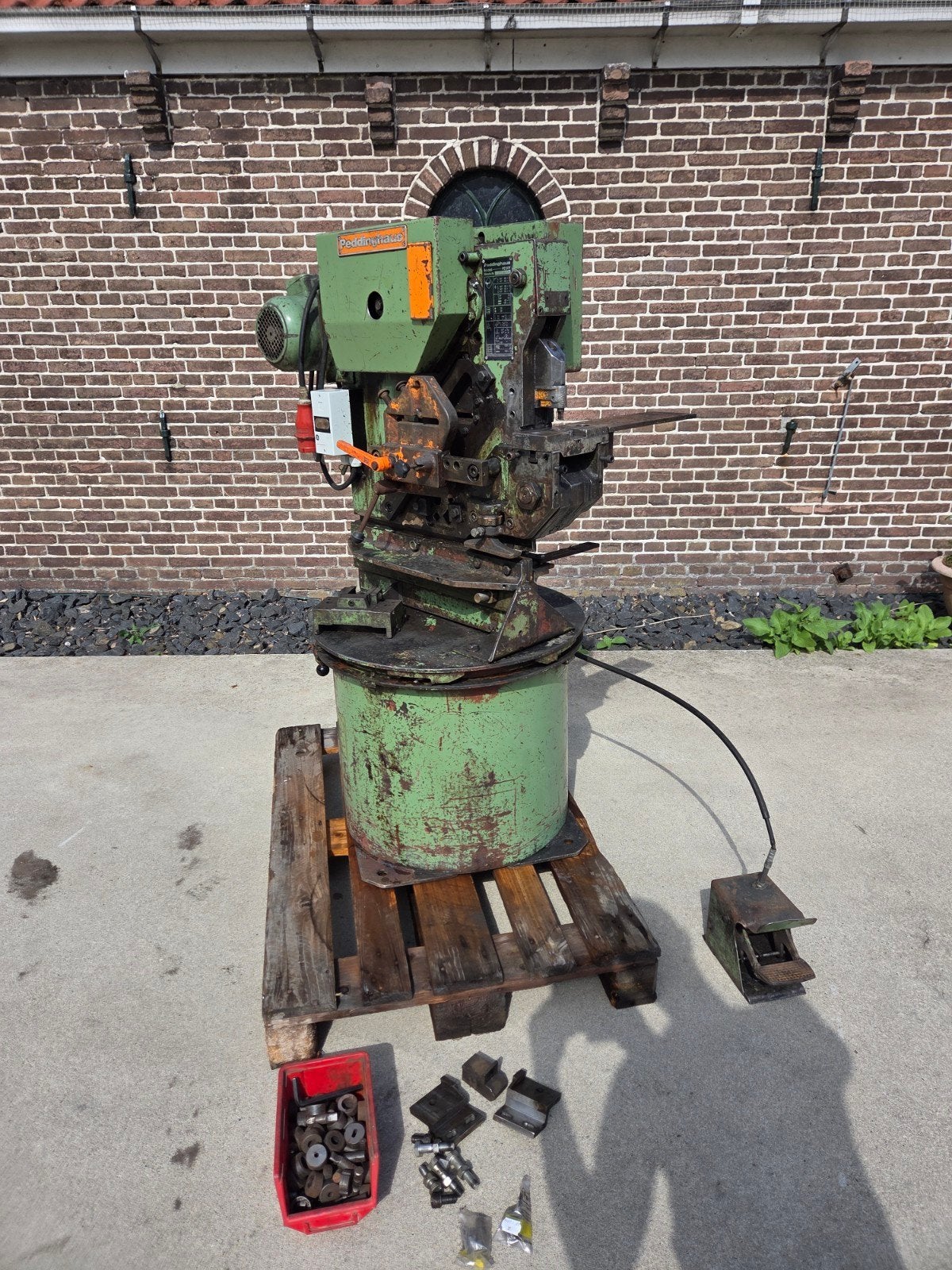 Peddinghaus Peddy Combi-Ponsmachine & Profielstaalschaar, Ophalen, Gebruikt