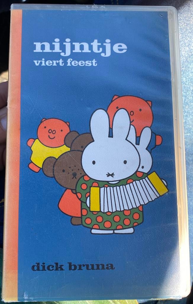 Nijntje lief klein konijntje video cassettes, Ophalen of Verzenden, Zo goed als nieuw