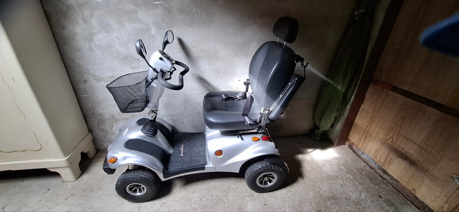 Scootmobiel Mango Lion 4, Ophalen, Gebruikt, 16 km/u of meer, Mango