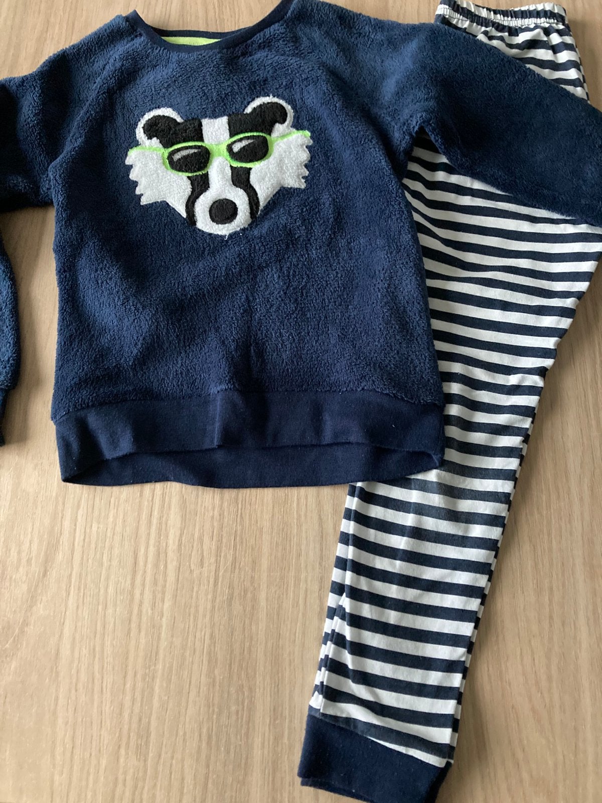 Pyjama maat 122/128, Ophalen of Verzenden, Zo goed als nieuw, Jongen, Nacht- of Onderkleding
