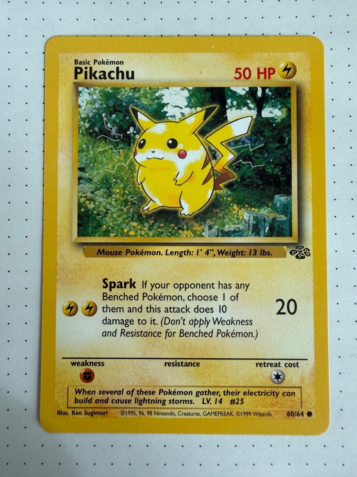 Pikachu Jungle Pokémon Kaart 1999 (60/64) - Base Set, Ophalen of Verzenden, Gebruikt, Losse kaart