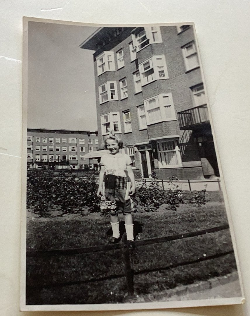 Amsterdam echte foto straat onbekend 7x10 cm, Ophalen of Verzenden, Voor 1940, Zo goed als nieuw