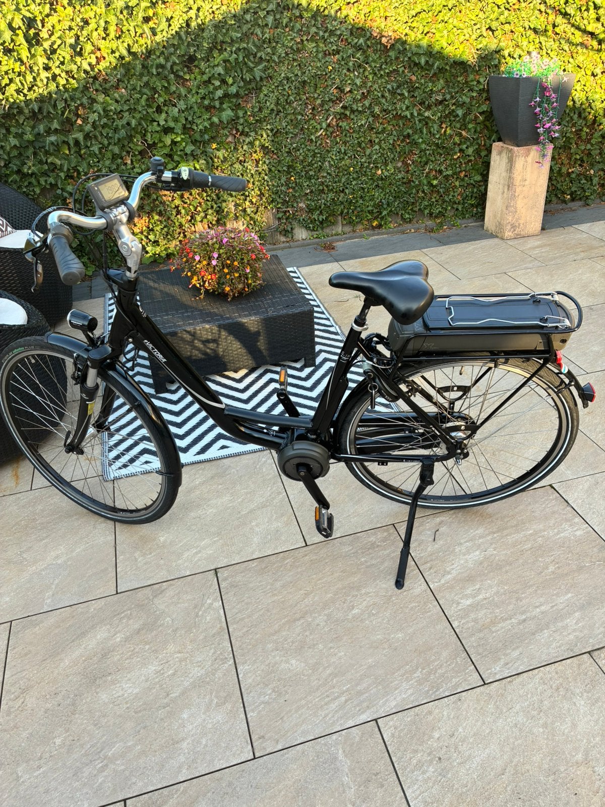 Victoria e bike middenmotor, in.nw.st 1986 km €699, Fietsen en Brommers, Ophalen of Verzenden, Zo goed als nieuw, Overige merken