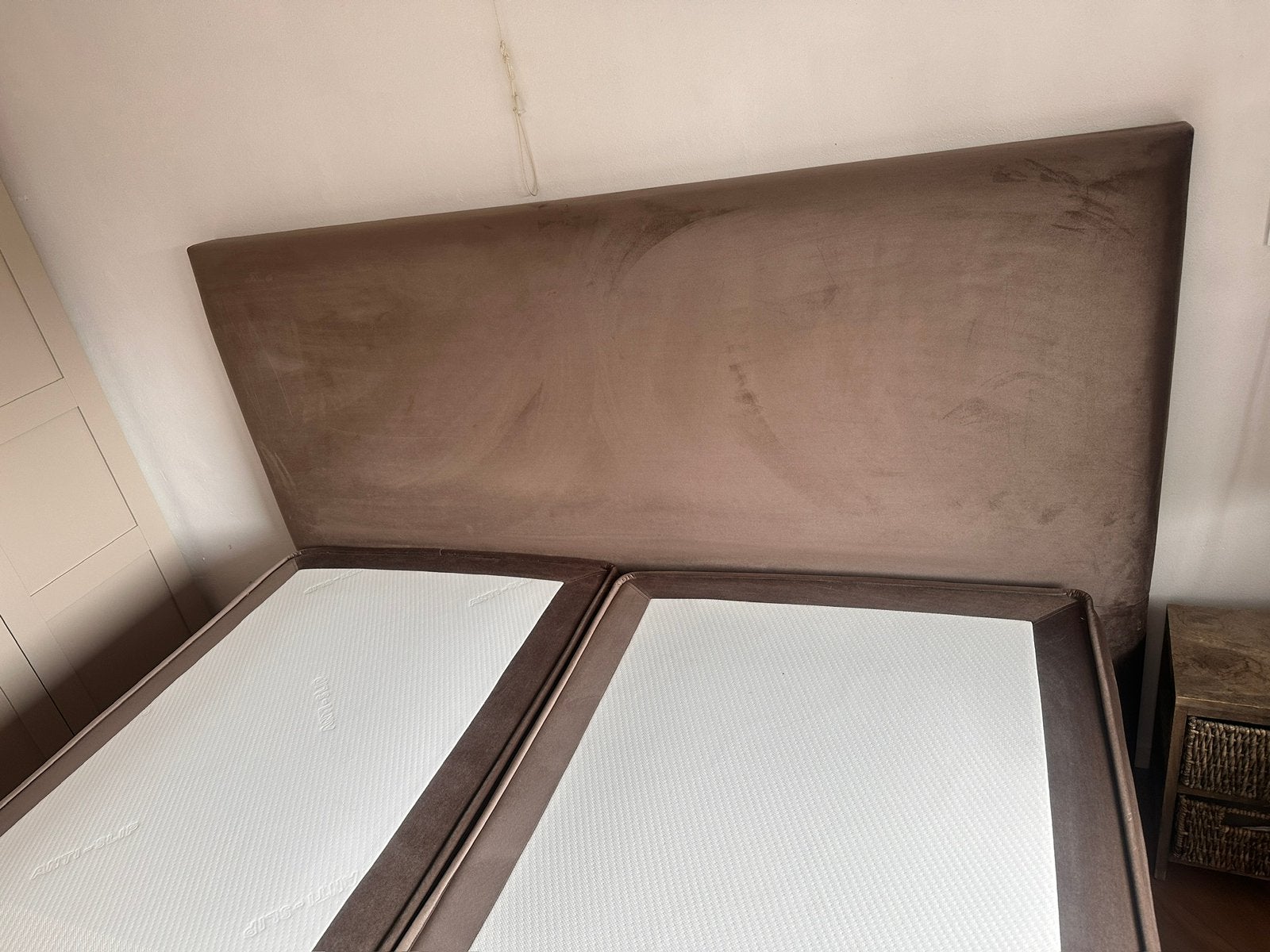 Prachtige taupe Swiss Sense Boxspring te Koop- 180x212cm, Doe-het-zelf en Verbouw, Ophalen, Zo goed als nieuw