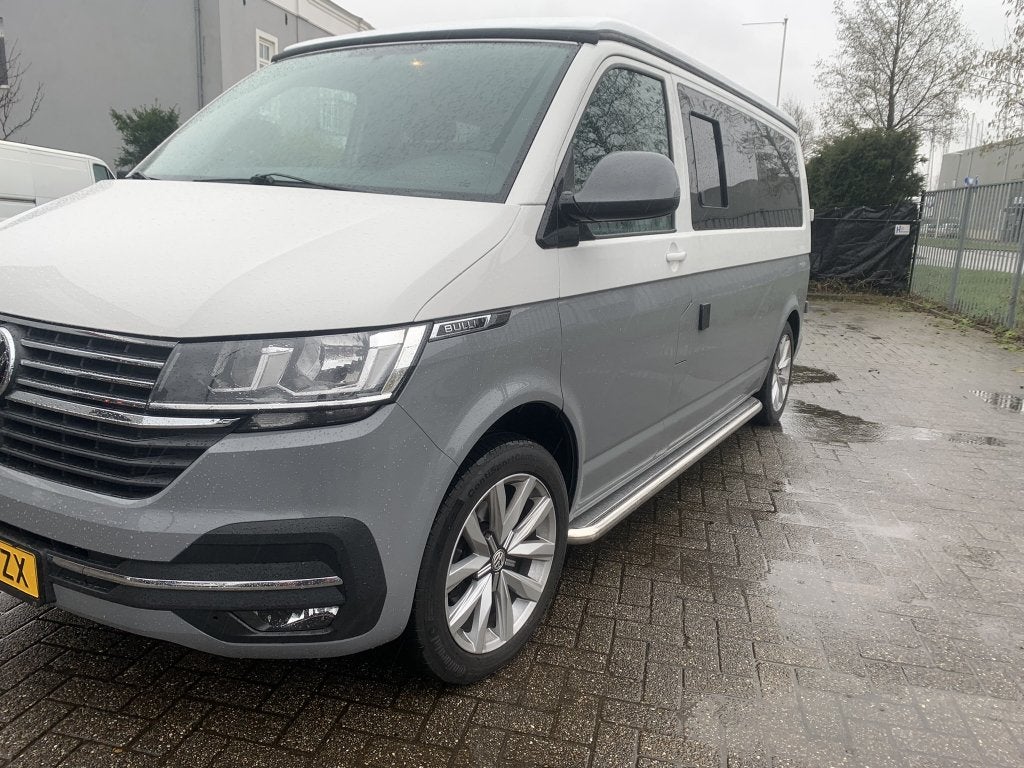 VW T6 Sidebars buis 60 mm met RVS treeplank, Auto-onderdelen, Niet ingevuld, Niet ingevuld, Niet ingevuld
