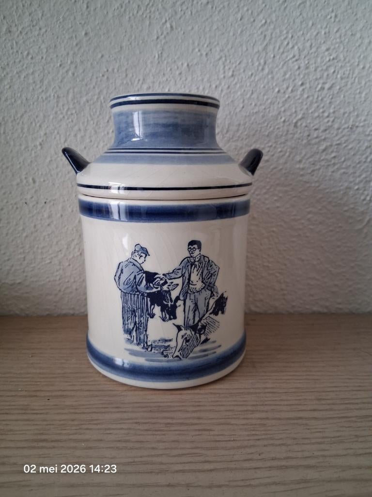 Delfts blauwe melkbus, Ophalen