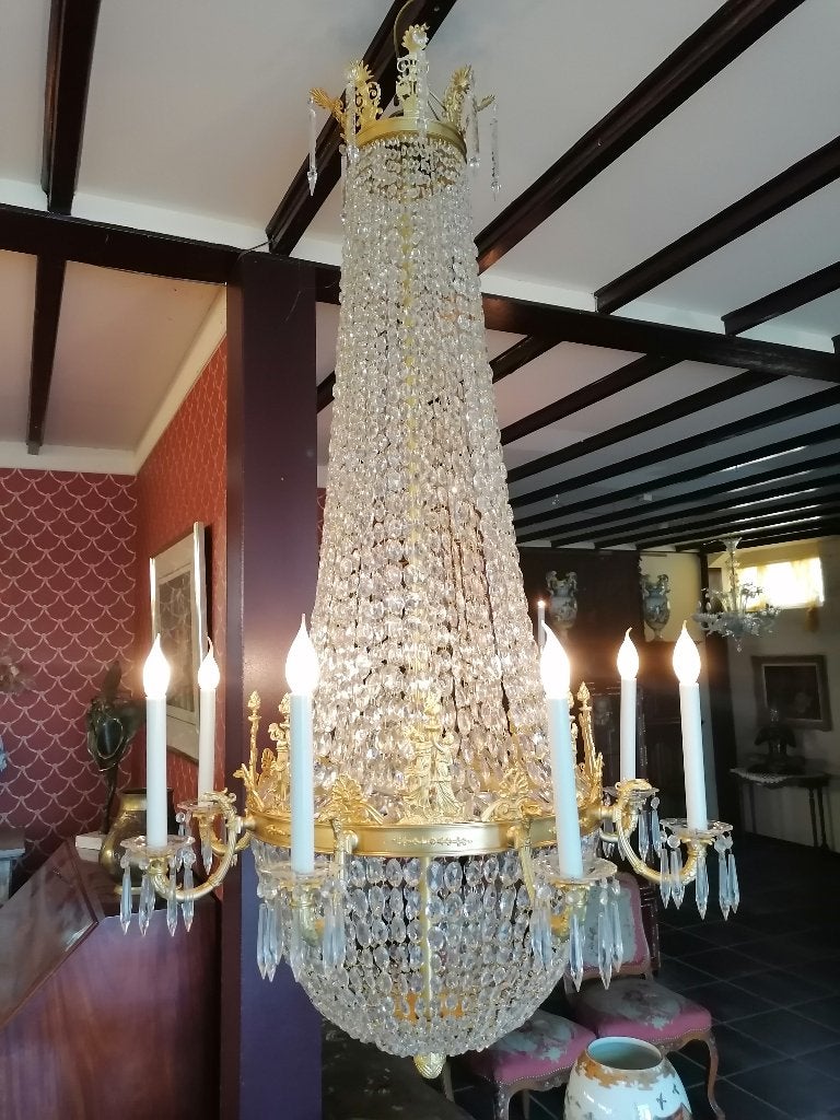 grote Empire kroonluchter 19e eeuw, Ophalen